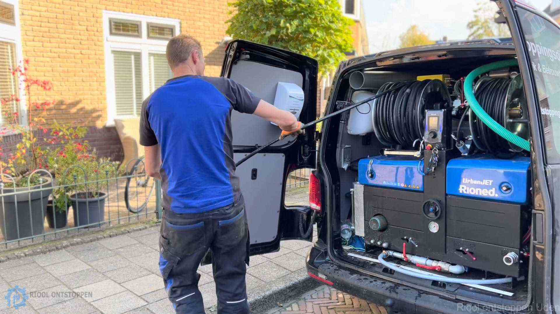 Verstopt Riool Uden