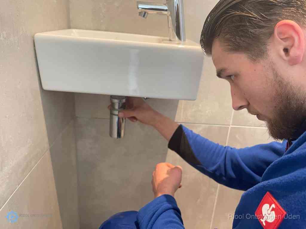 Wastafel Ontstoppen Uden